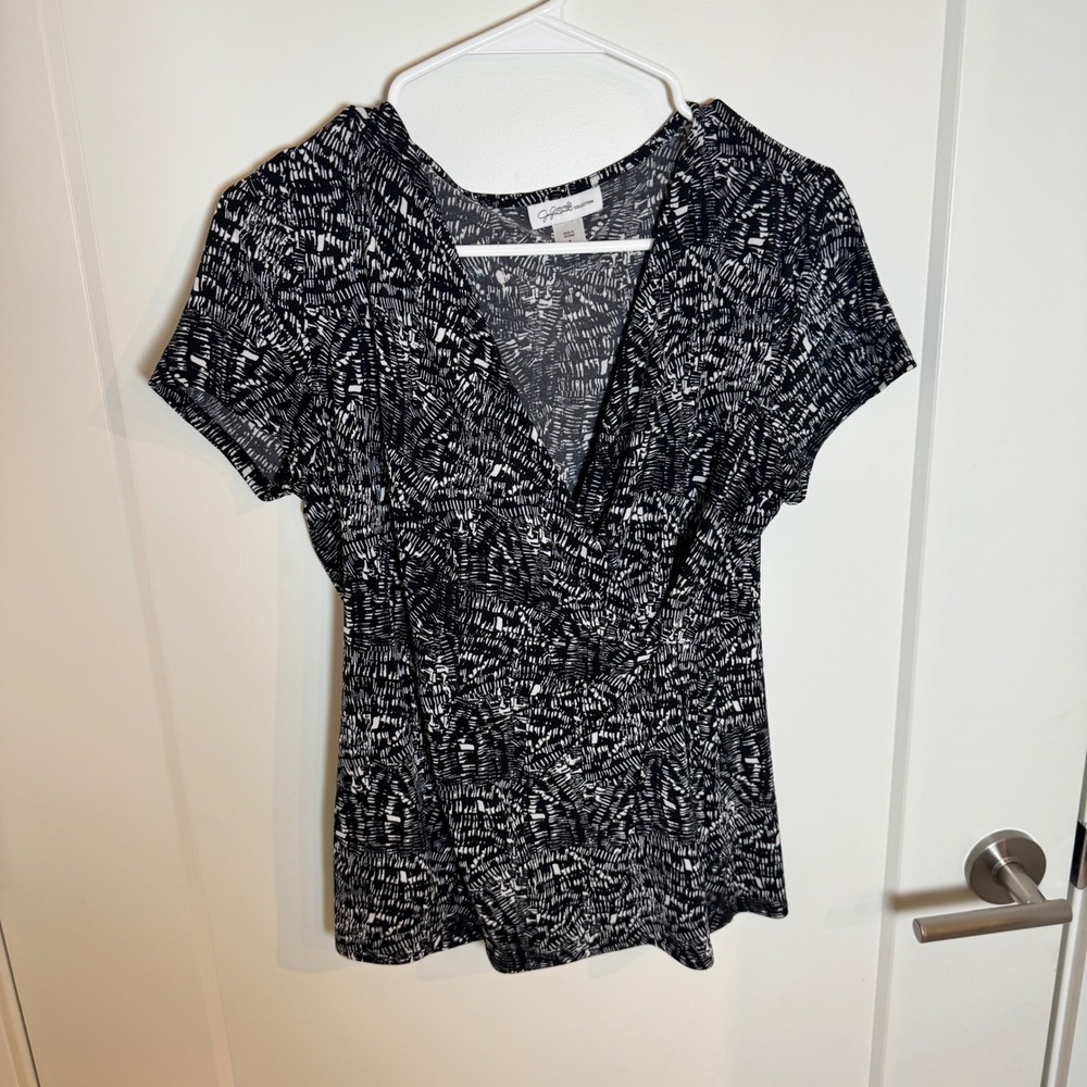 Jules Smith Collection Black White Abstract Print V Neck Short Sleeve Top Size S